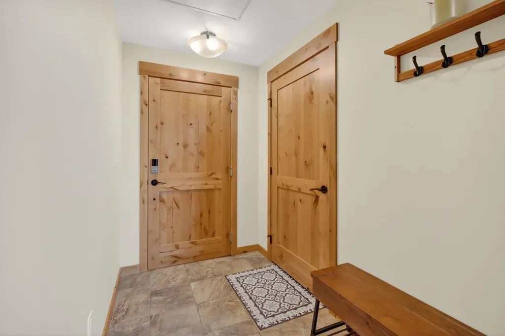 707 Spring Creek Drive Canmore AB T1W 0C5