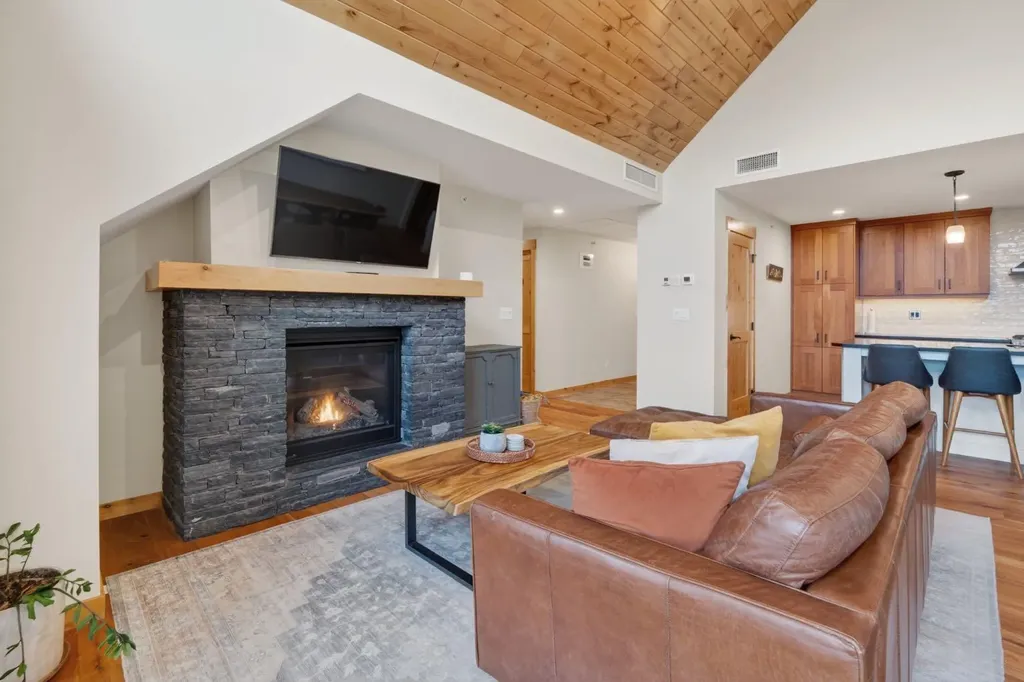 707 Spring Creek Drive Canmore AB T1W 0C5