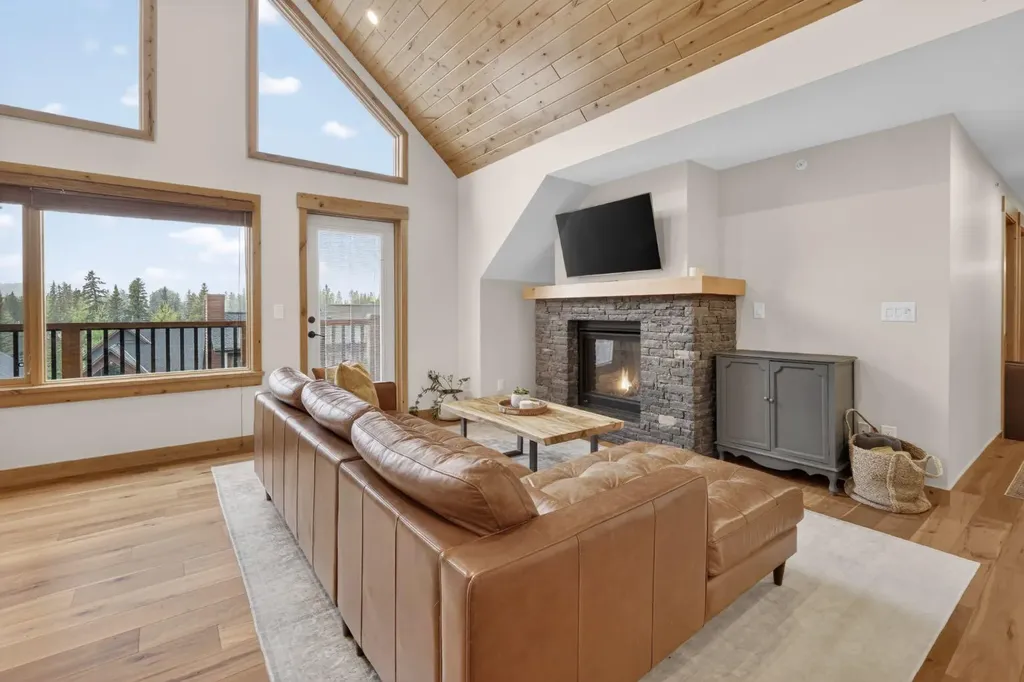 707 Spring Creek Drive Canmore AB T1W 0C5