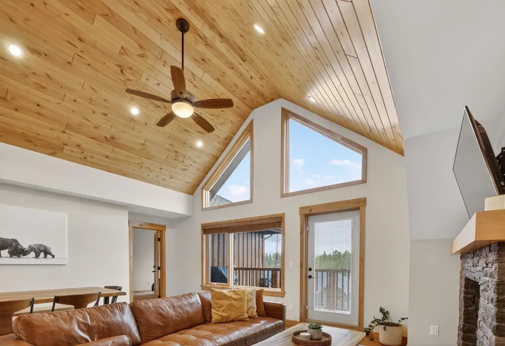 707 Spring Creek Drive Canmore AB T1W 0C5