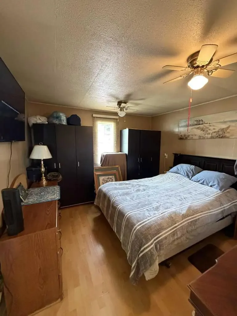 830 1 Avenue Vauxhall AB T0K 2K0