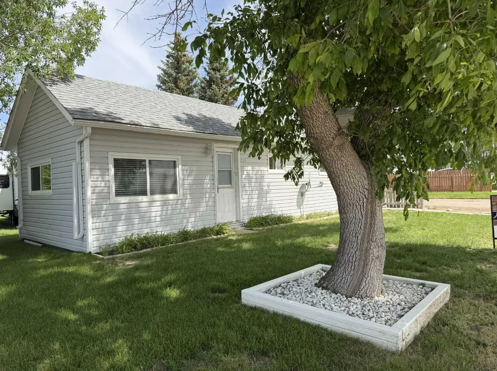 830 1 Avenue Vauxhall AB T0K 2K0