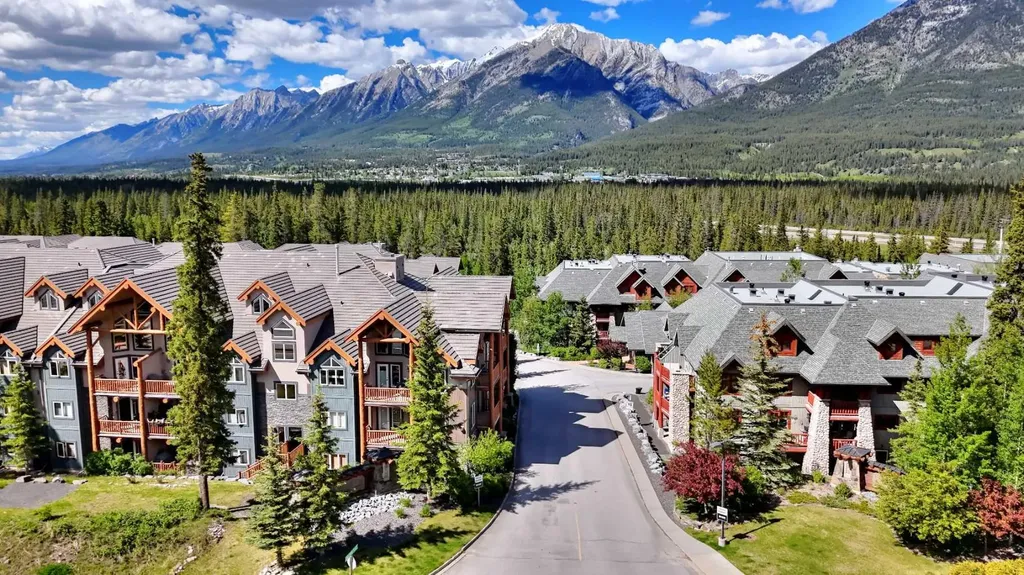 175 Crossbow Place Canmore AB T1W 3H7