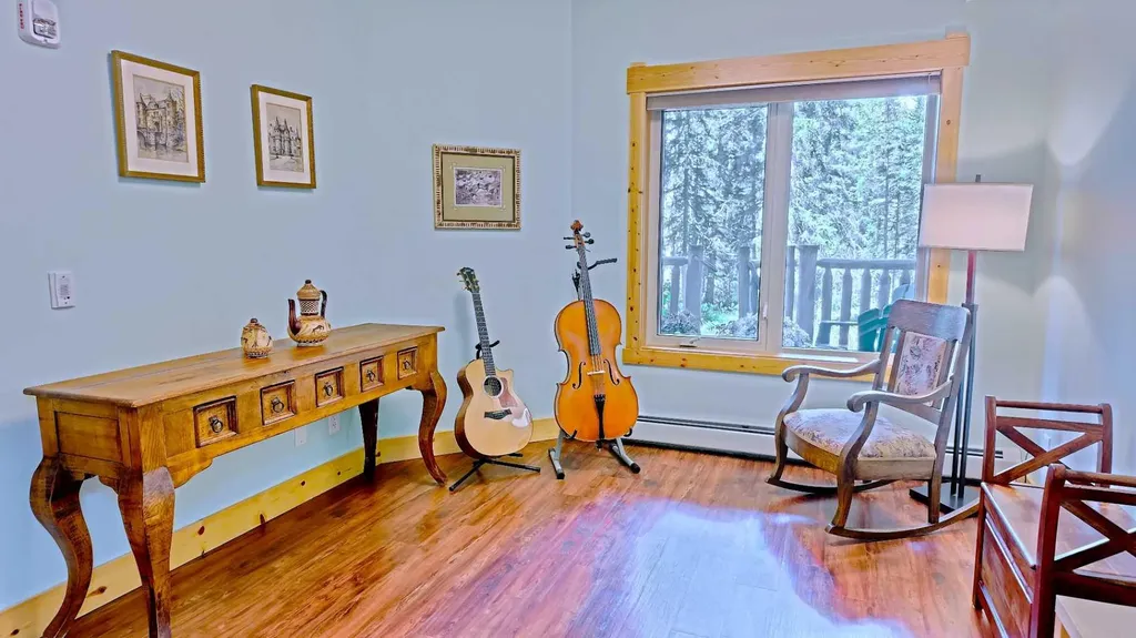 175 Crossbow Place Canmore AB T1W 3H7