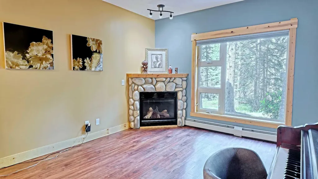 175 Crossbow Place Canmore AB T1W 3H7