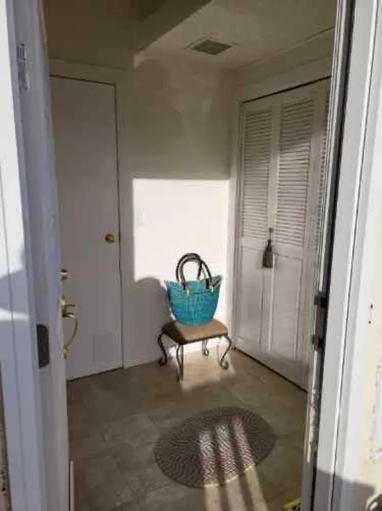 301 1st Avenue N Coutts AB T0K 0N0