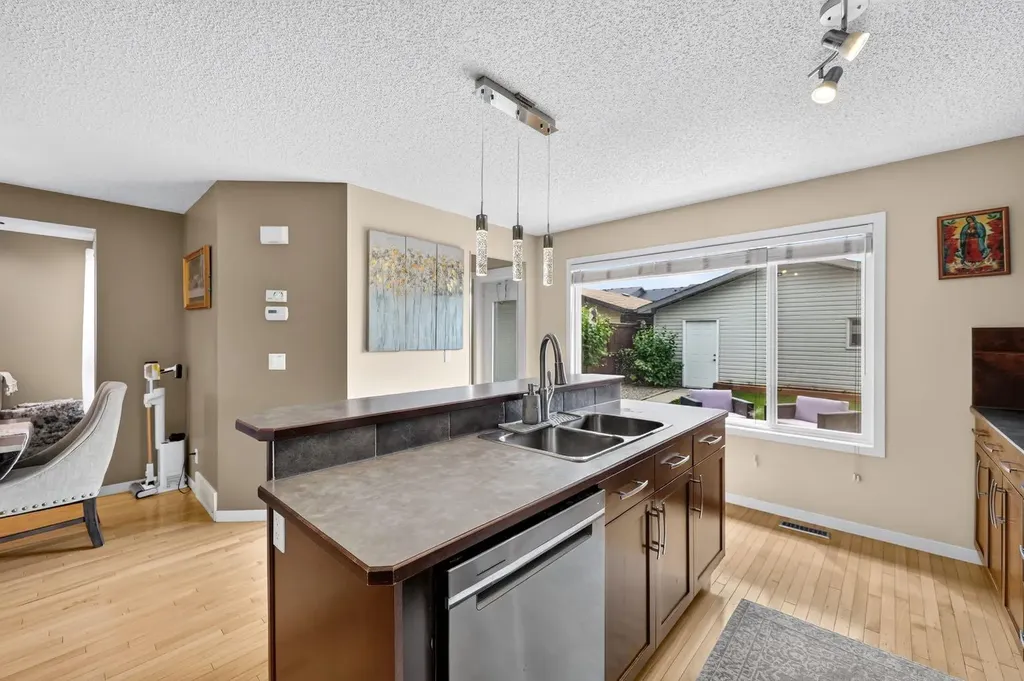 232 Silverado Range Close SW Calgary AB T2X 0C1