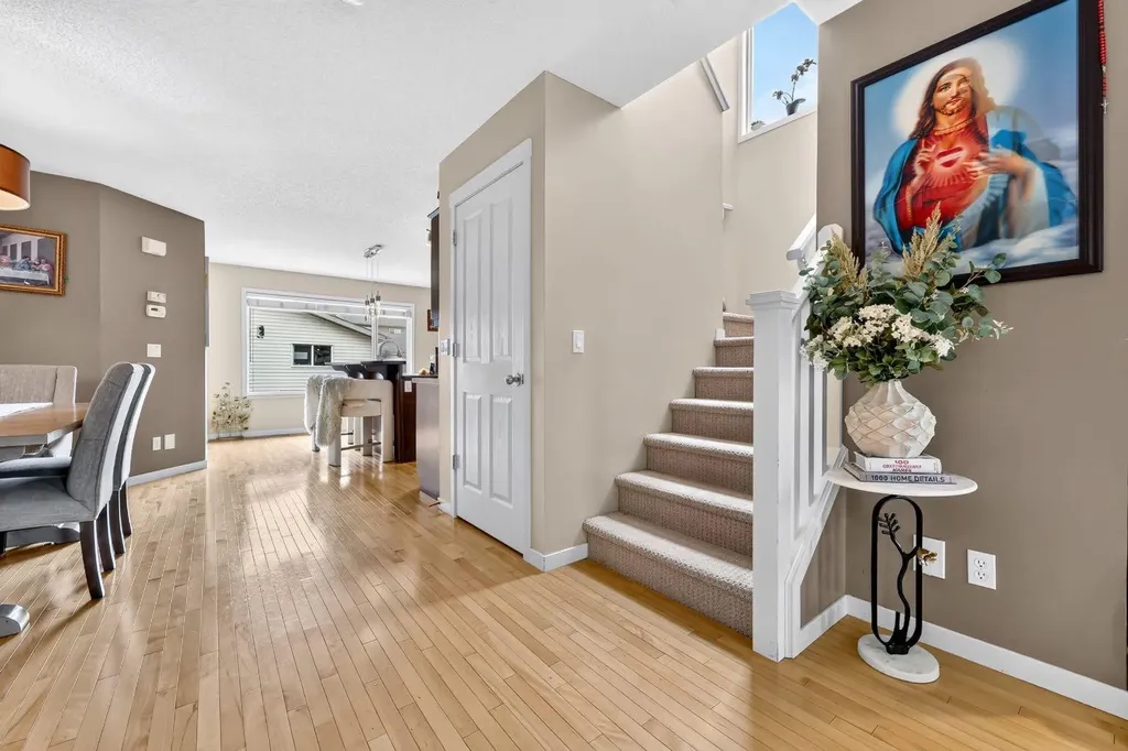 232 Silverado Range Close SW Calgary AB T2X 0C1