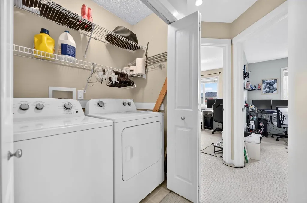 232 Silverado Range Close SW Calgary AB T2X 0C1