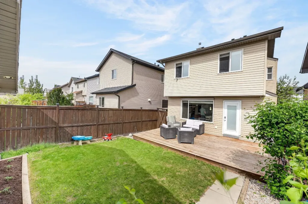 232 Silverado Range Close SW Calgary AB T2X 0C1
