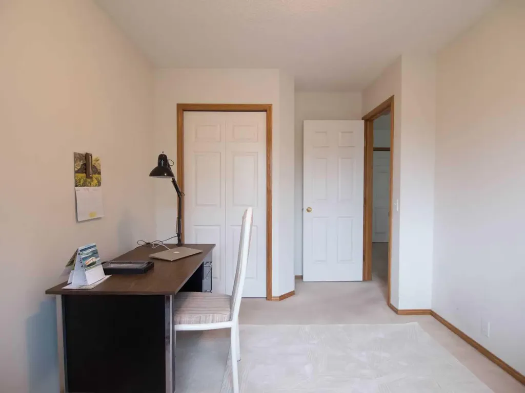 5209 Coral Shores Drive NE Calgary AB T3J 3J7