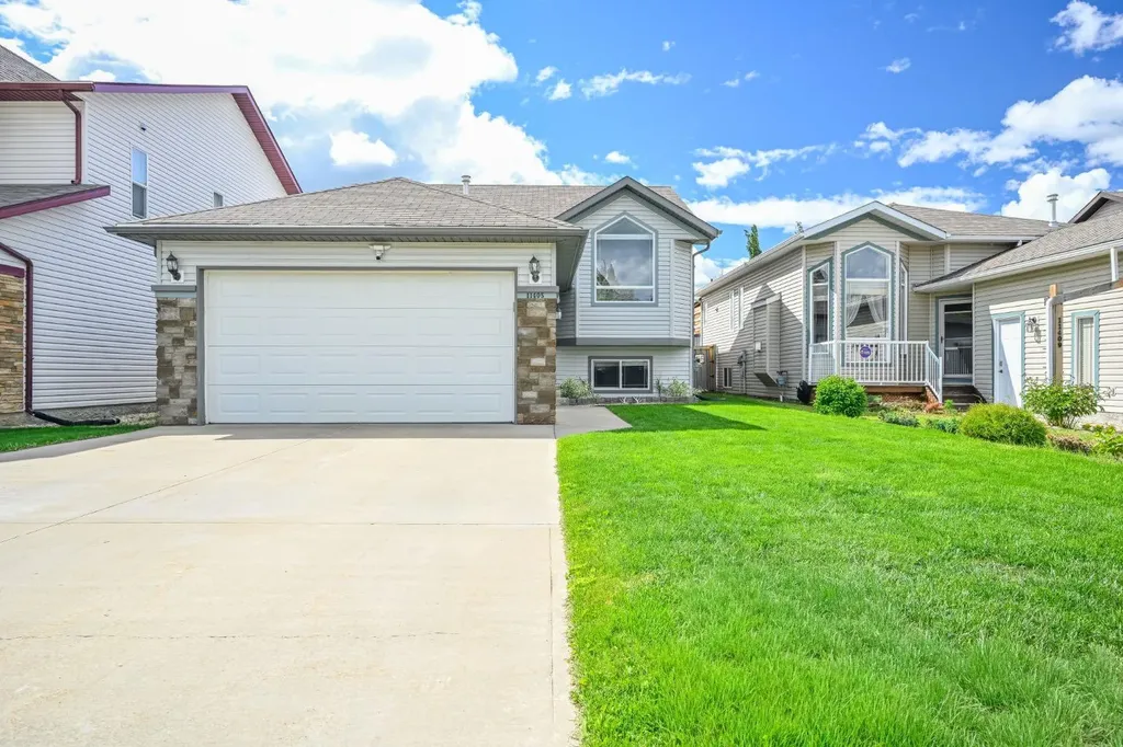 11405 69 Avenue Grande Prairie AB T8W 0E5