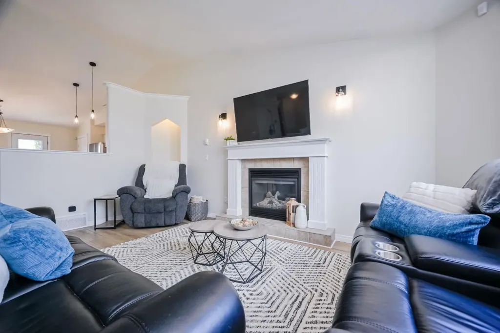 11405 69 Avenue Grande Prairie AB T8W 0E5