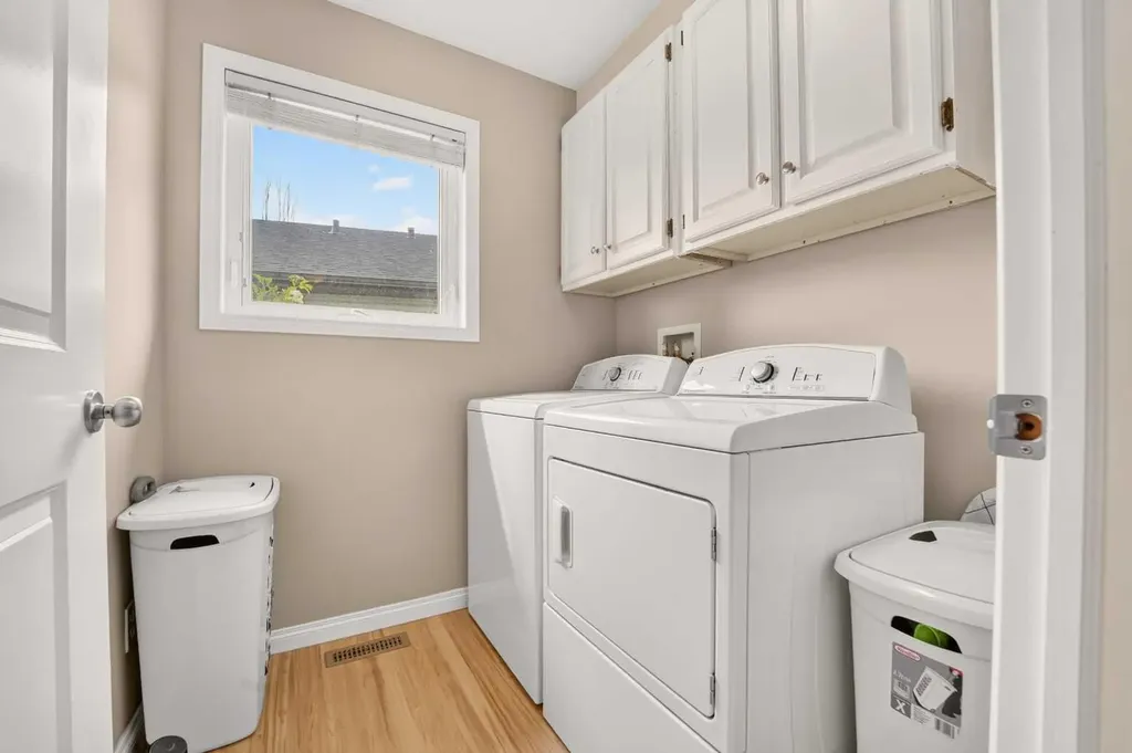382 Heritage Boulevard W Lethbridge AB T1K 7M5