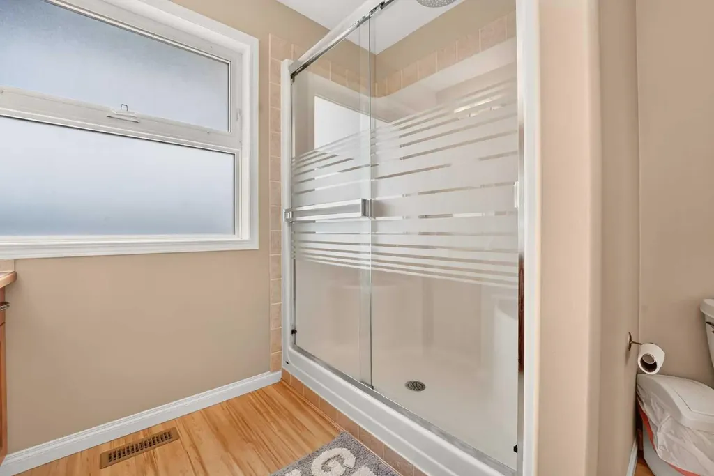 382 Heritage Boulevard W Lethbridge AB T1K 7M5