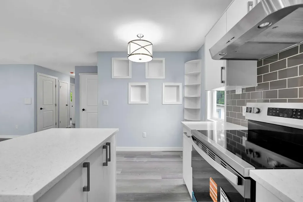3820 14 Avenue SE Calgary AB T2A 0K3