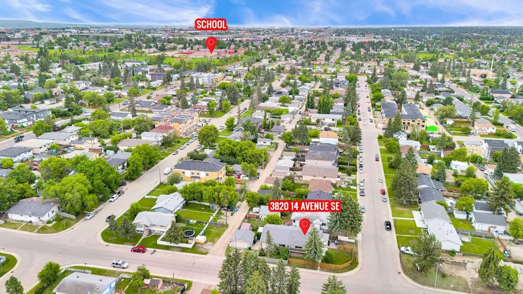 3820 14 Avenue SE Calgary AB T2A 0K3