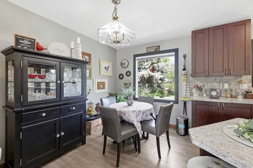 2305 17 Street Nanton AB T0L 1R0