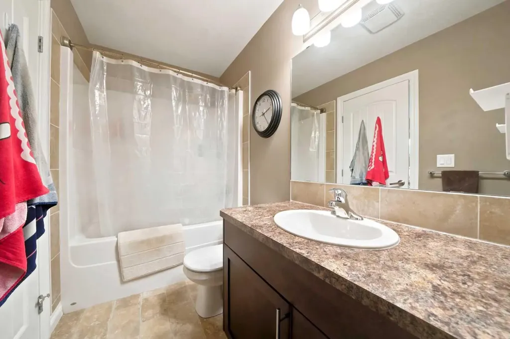133 Portway Close Blackfalds AB T4M 0G8
