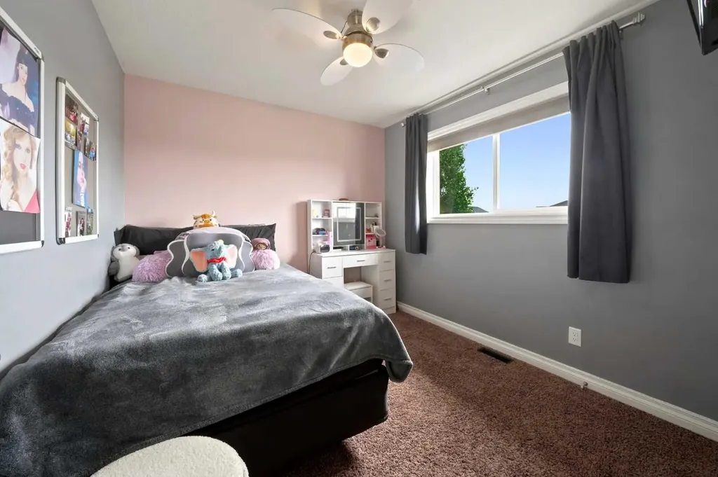 133 Portway Close Blackfalds AB T4M 0G8