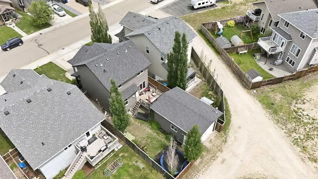 133 Portway Close Blackfalds AB T4M 0G8