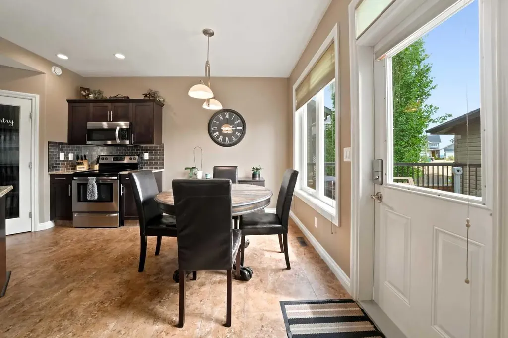 133 Portway Close Blackfalds AB T4M 0G8