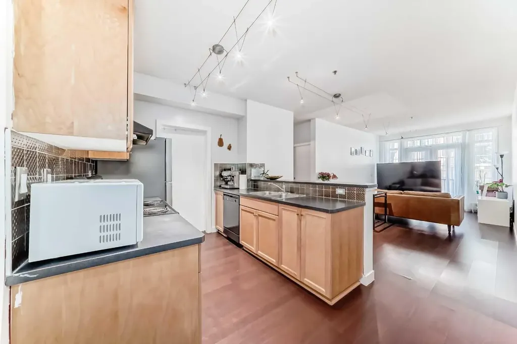 1000 15 Avenue SW Calgary AB T2R 0S6