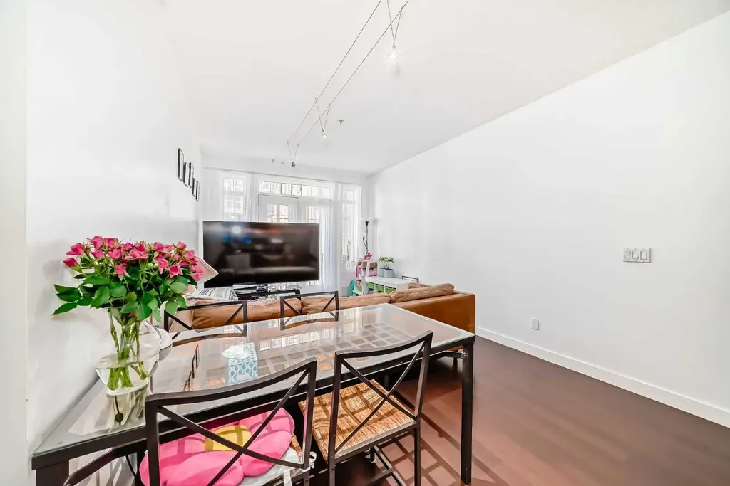 1000 15 Avenue SW Calgary AB T2R 0S6