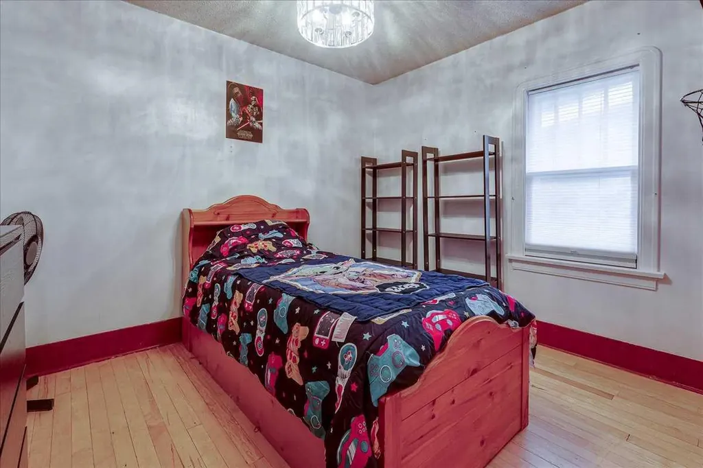 5105 53 Avenue Ponoka AB T4J 1H4