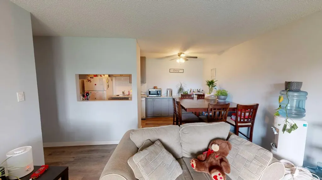 401 Columbia Boulevard W Lethbridge AB T1K 5R8