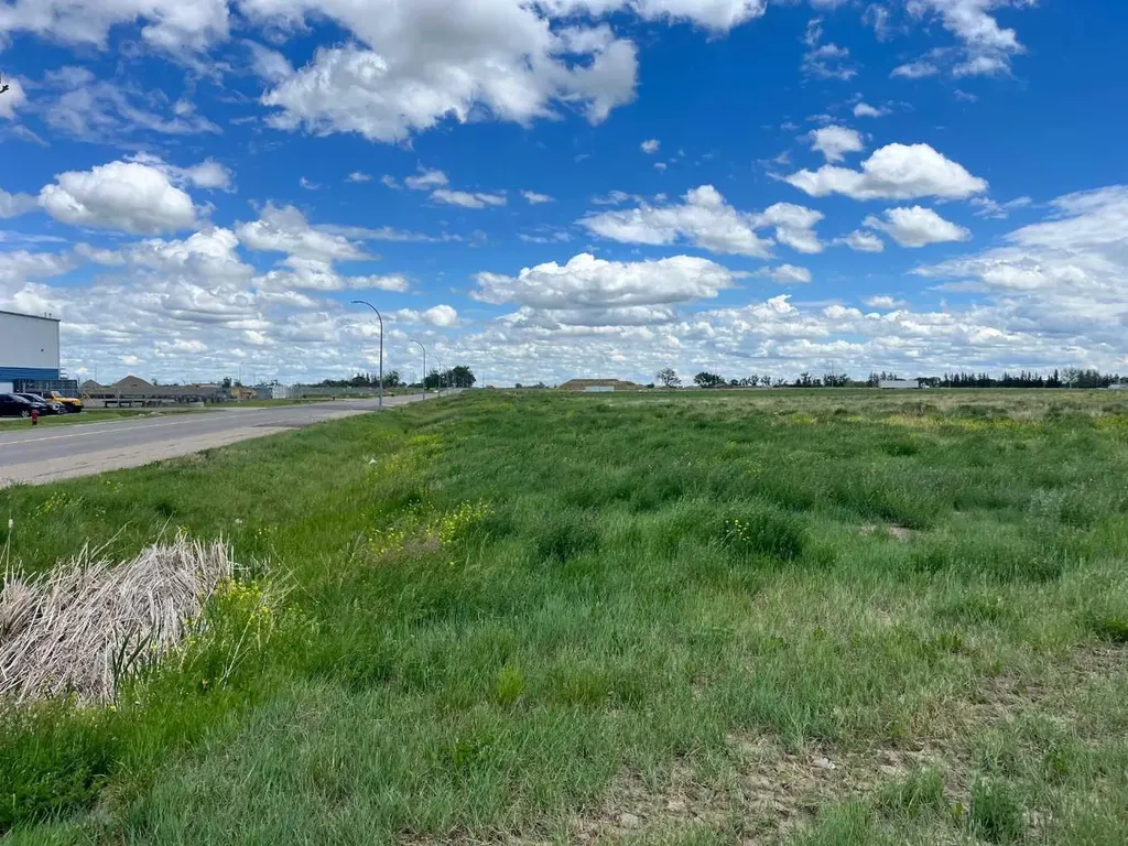 3419 36 Street N Lethbridge AB T1H 5V9