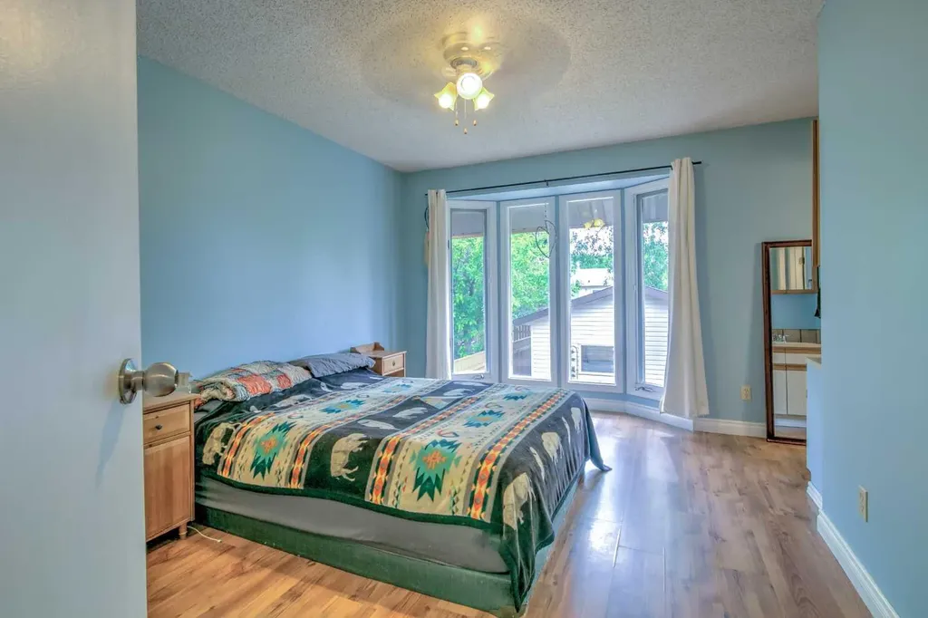 84 Erminedale Boulevard N Lethbridge AB T1H 5Y3