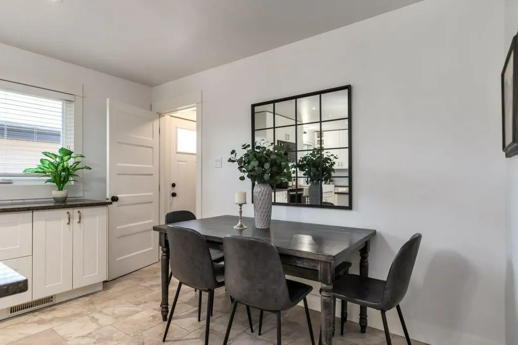9504 3 Street SE Calgary AB T2J 0W8