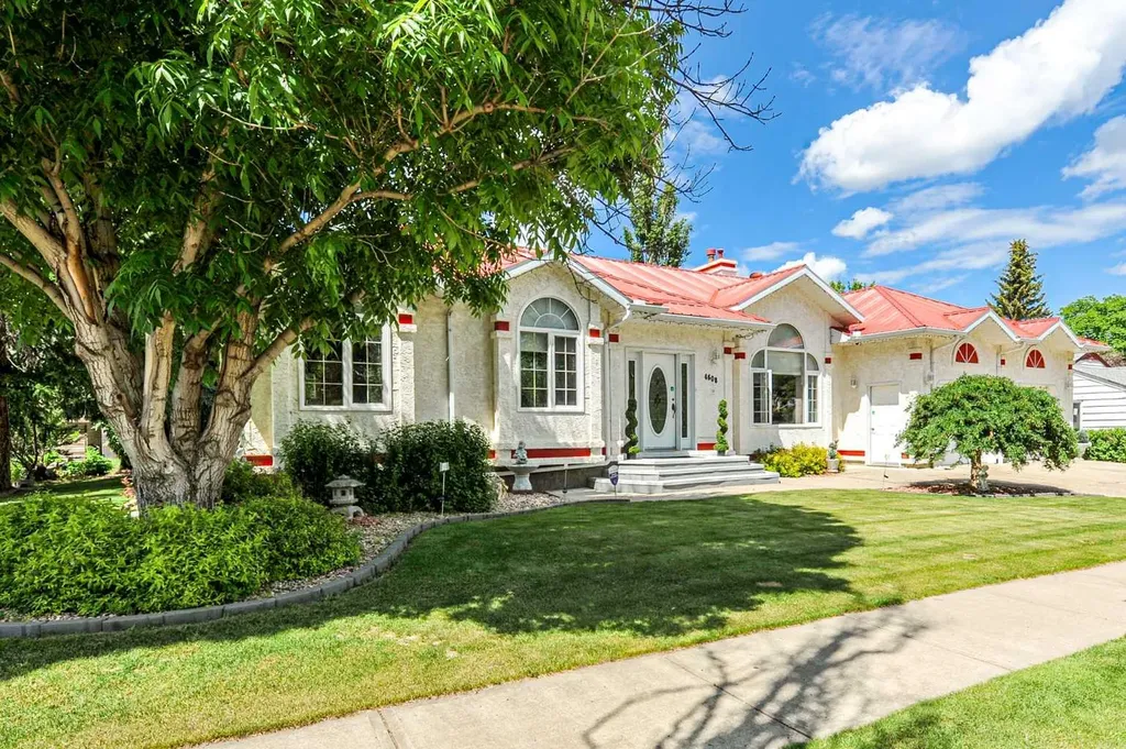 4608 50 Street Forestburg AB T0B 1N0