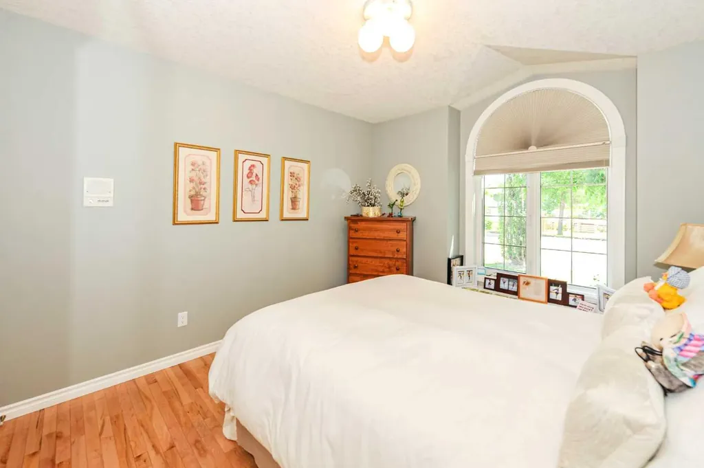 4608 50 Street Forestburg AB T0B 1N0