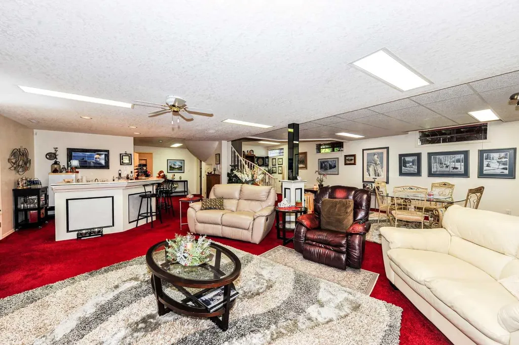 4608 50 Street Forestburg AB T0B 1N0