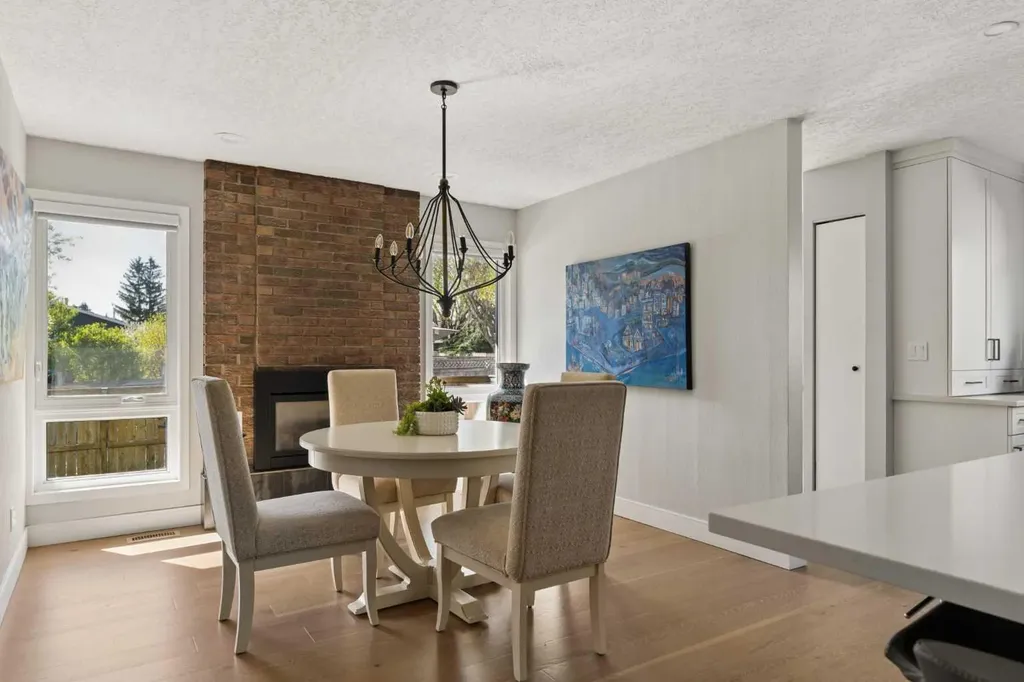127 Parkglen Crescent SE Calgary AB T2J 4L9