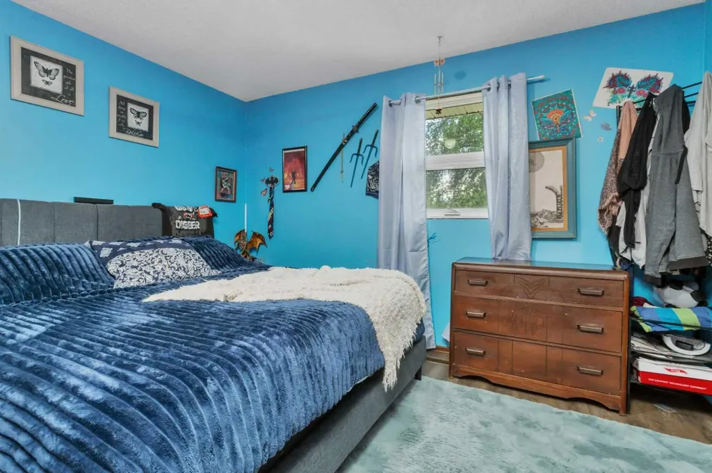 4520 36 Avenue Ponoka AB T4J 1A2