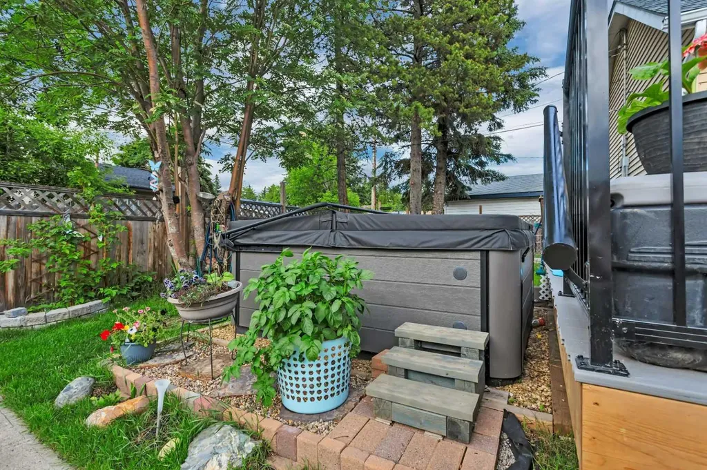4520 36 Avenue Ponoka AB T4J 1A2