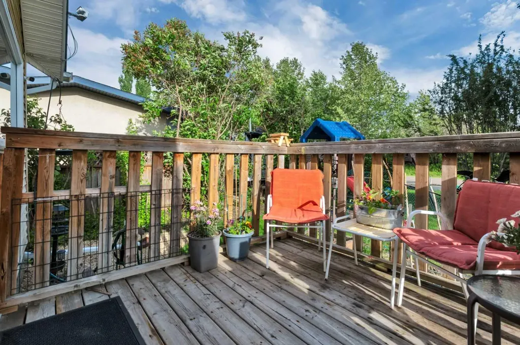 4520 36 Avenue Ponoka AB T4J 1A2