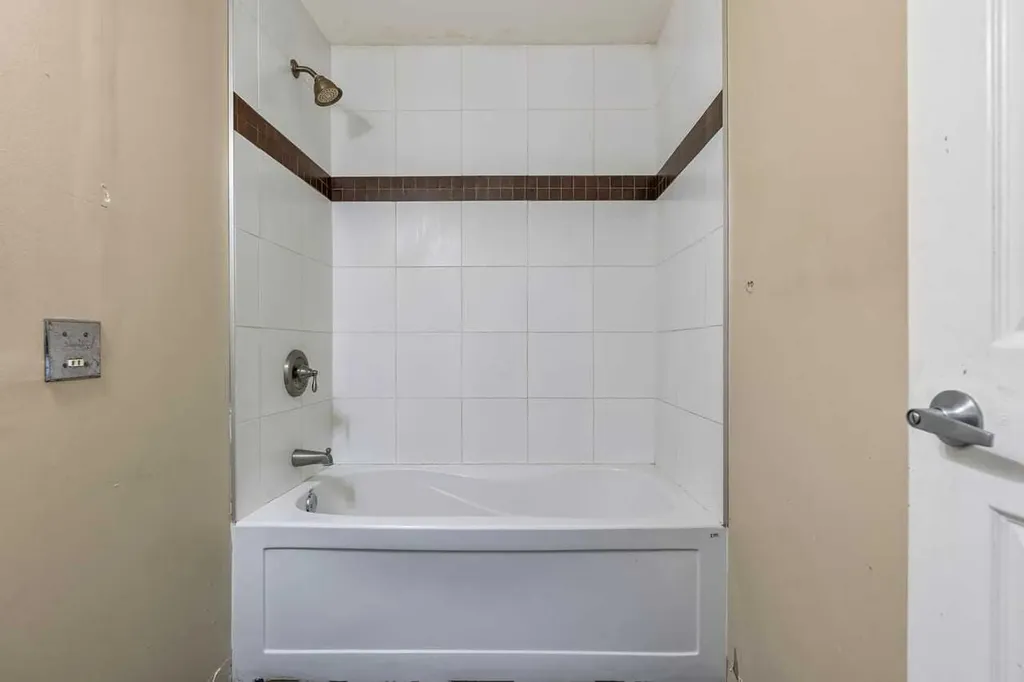 130 Woodbrook Way SW Calgary AB T2W4R6