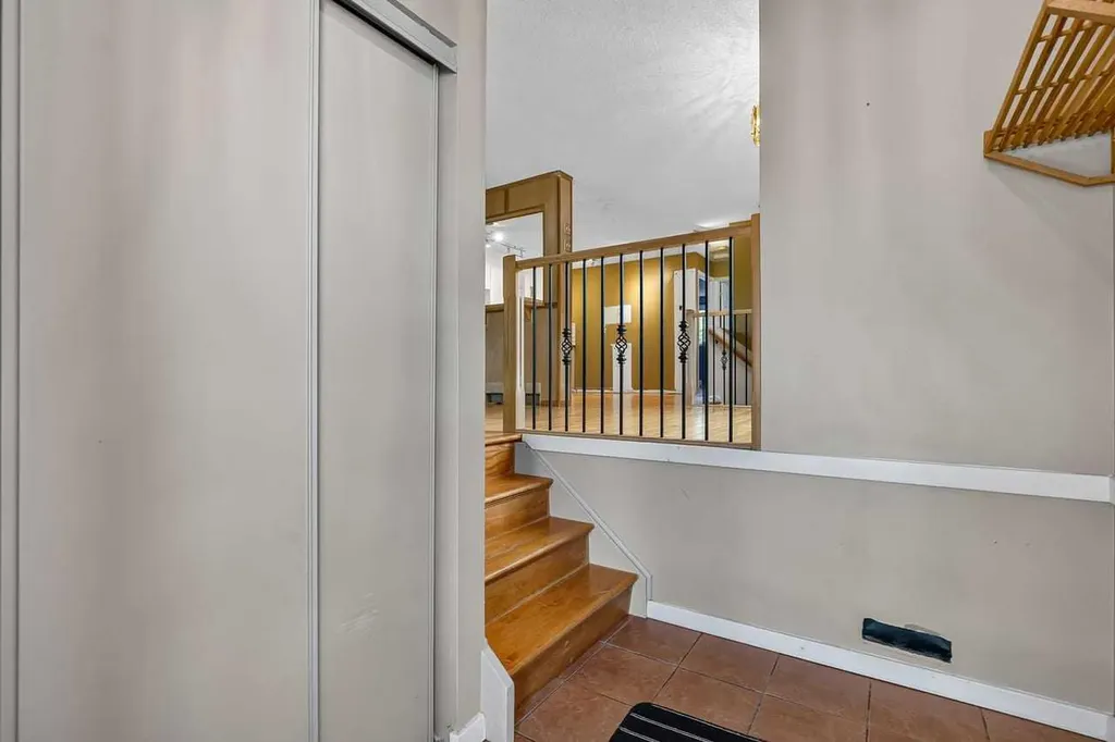 130 Woodbrook Way SW Calgary AB T2W4R6