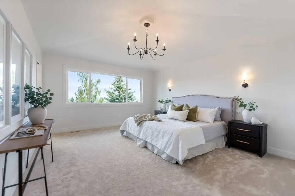 50 Patterson Rise SW Calgary AB T3H2E3