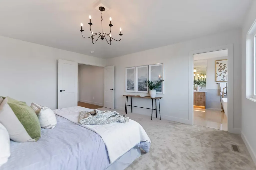 50 Patterson Rise SW Calgary AB T3H2E3
