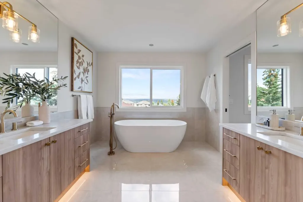 50 Patterson Rise SW Calgary AB T3H2E3