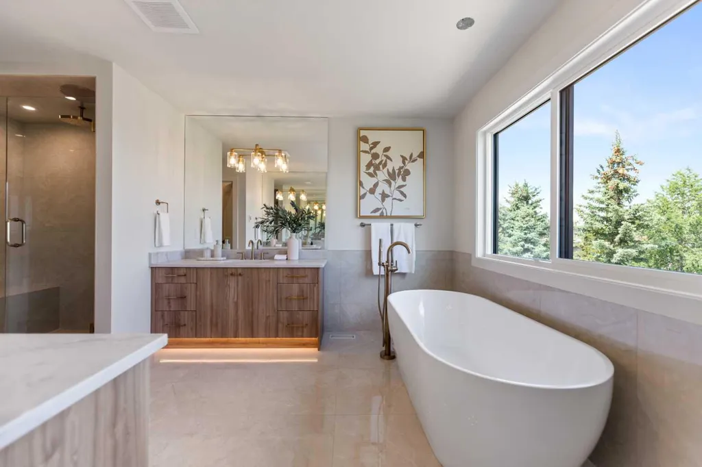 50 Patterson Rise SW Calgary AB T3H2E3
