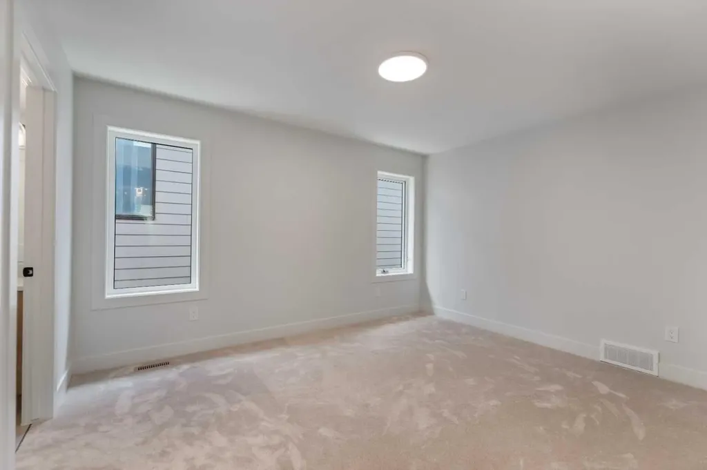 50 Patterson Rise SW Calgary AB T3H2E3