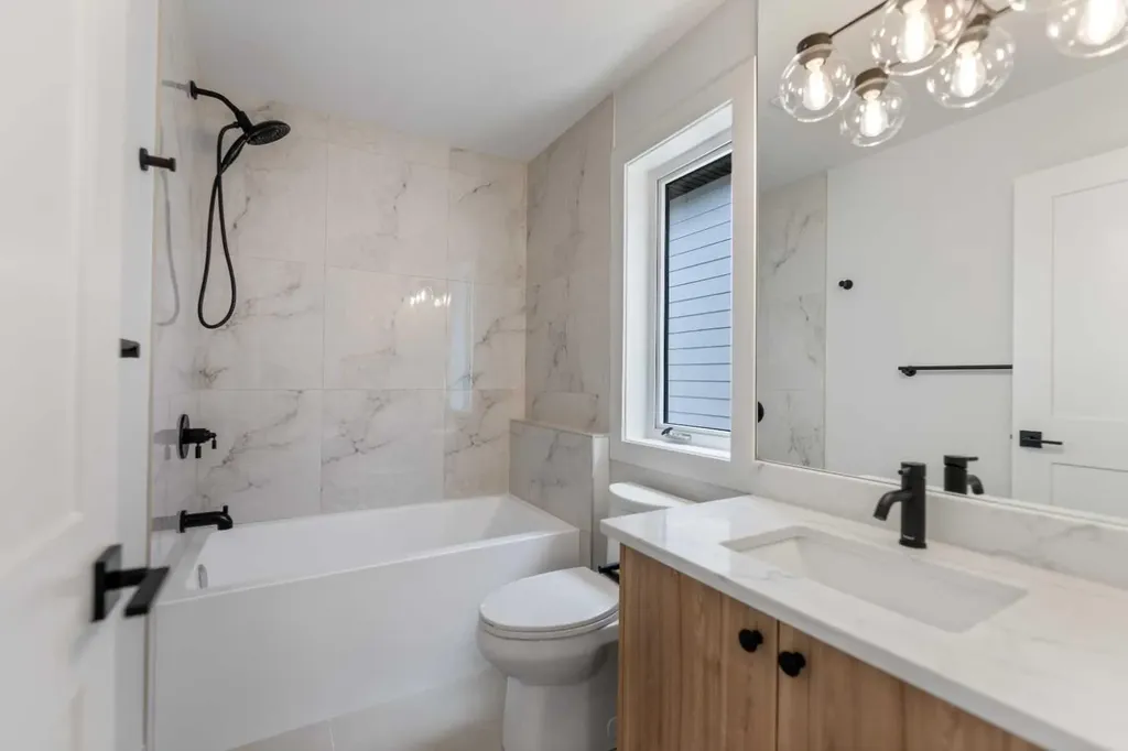 50 Patterson Rise SW Calgary AB T3H2E3