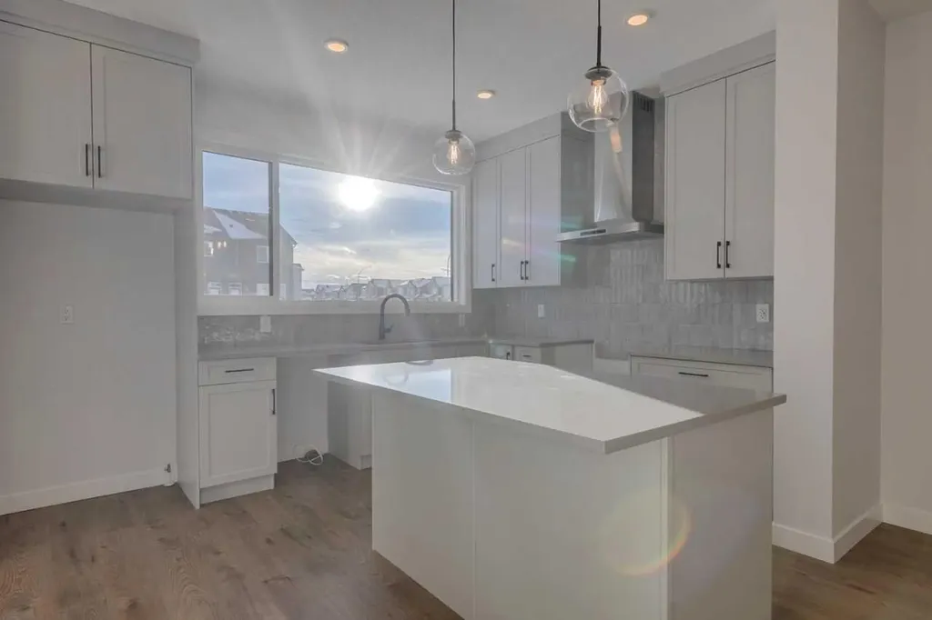33 Savanna Place NE Calgary AB T3J 4B6