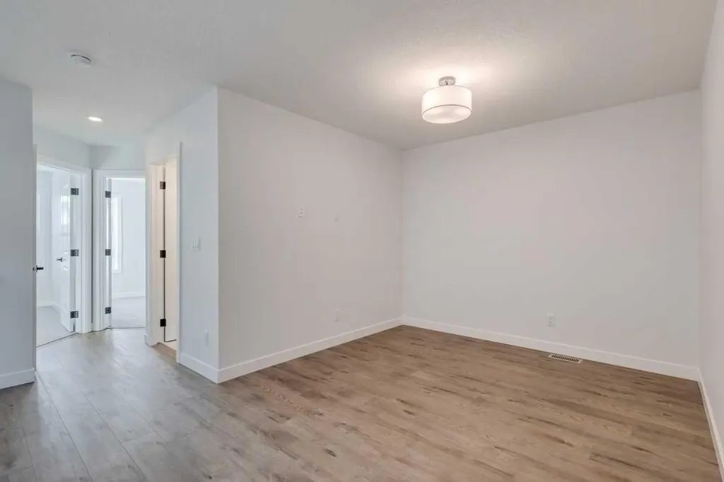 33 Savanna Place NE Calgary AB T3J 4B6